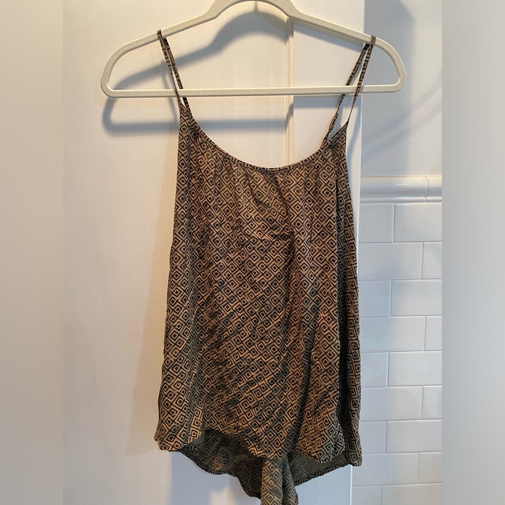 Old Navy- Tank Top with adjustable Spaghetti straps and X detail, Olive, Size L